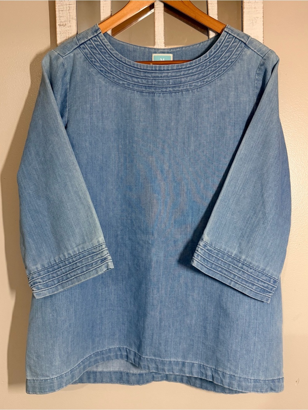Martha Stewart Minimalist Everyday Blue Chambray Pleated Neckline Top Size S